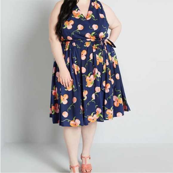 NWT ModCloth Instant Energy Faux-Wrap Dress Sweet Peaches Navy Blue 4 Small NEW - Picture 3 of 9